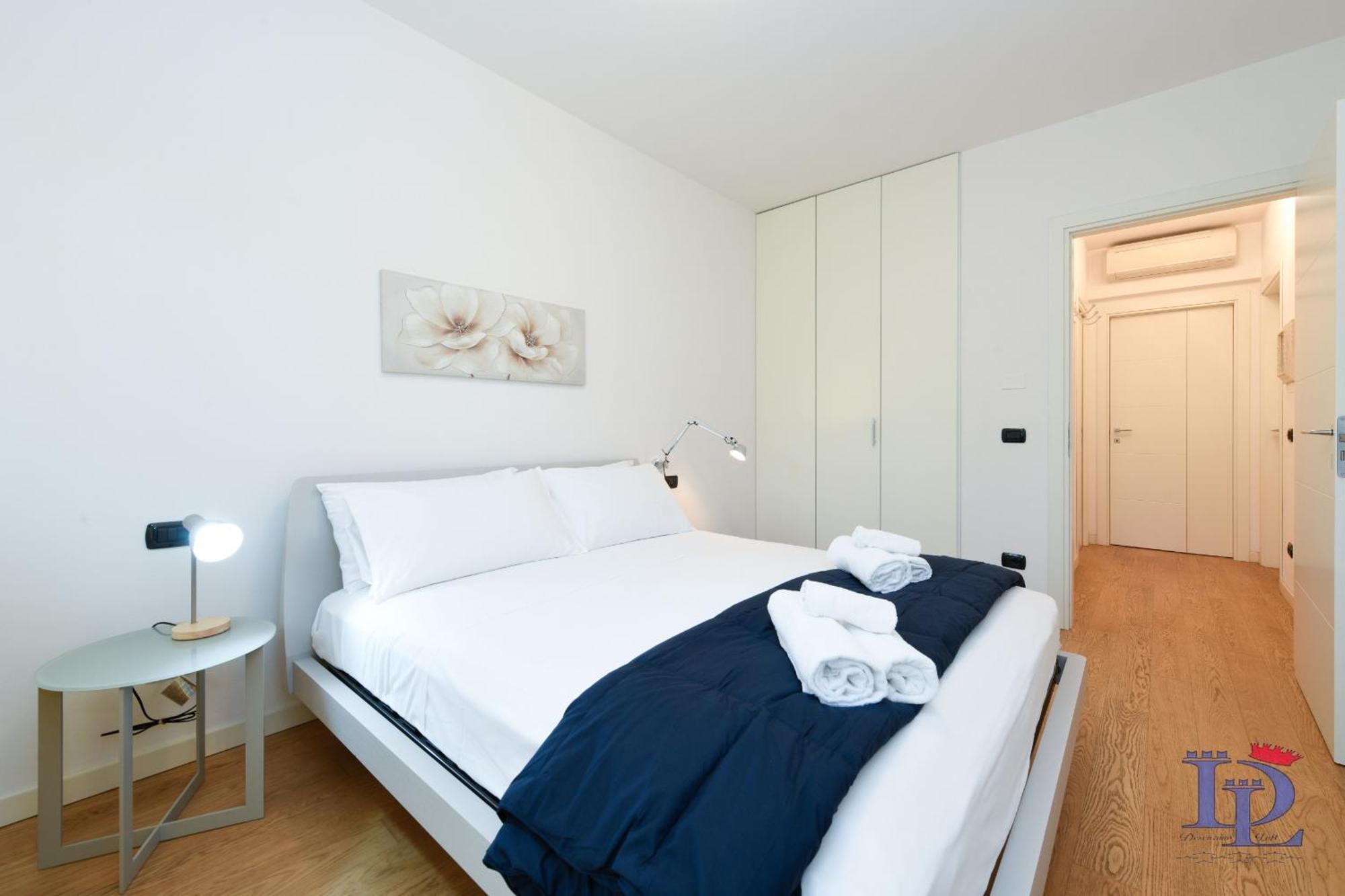 Desenzanoloft Official Partner Marriott Homes & Villas -The Wind Rose Renovation 2025 Desenzano del Garda Exterior foto