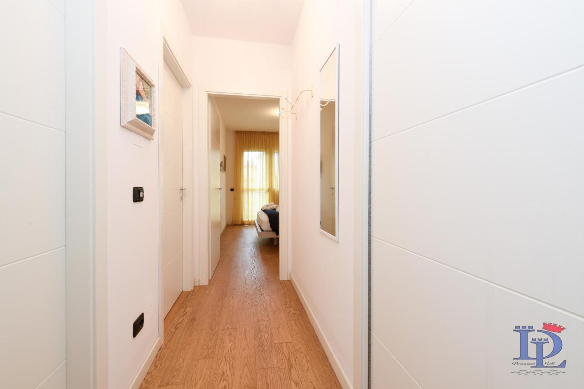 Desenzanoloft Official Partner Marriott Homes & Villas -The Wind Rose Renovation 2025 Desenzano del Garda Exterior foto